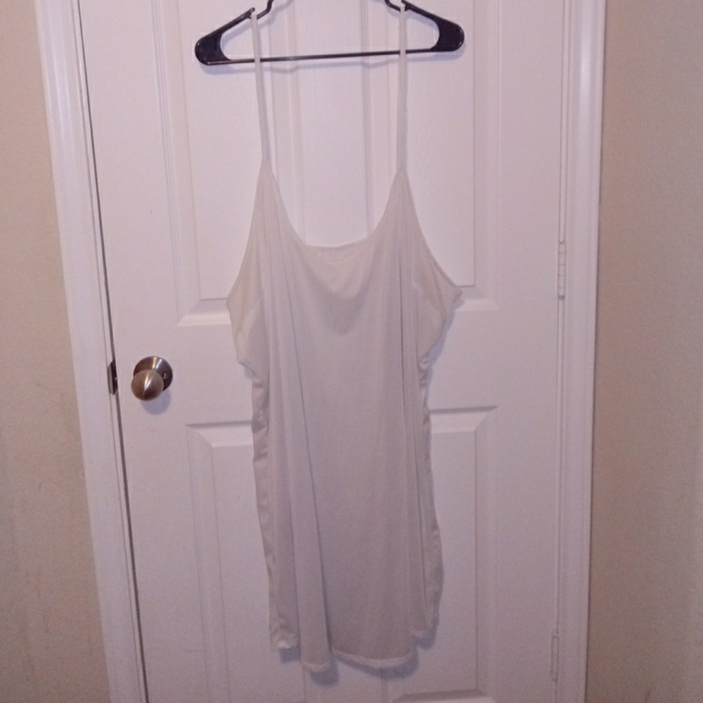 ☀PLUS SIZE LIGHT SLIP☀